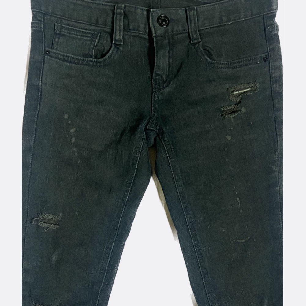 Vintage Distressed  Skinny Jeans 🖌️